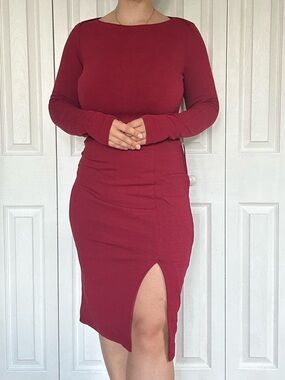 Forest Lily Long Sleeve Red Midi Dress with Front Slit